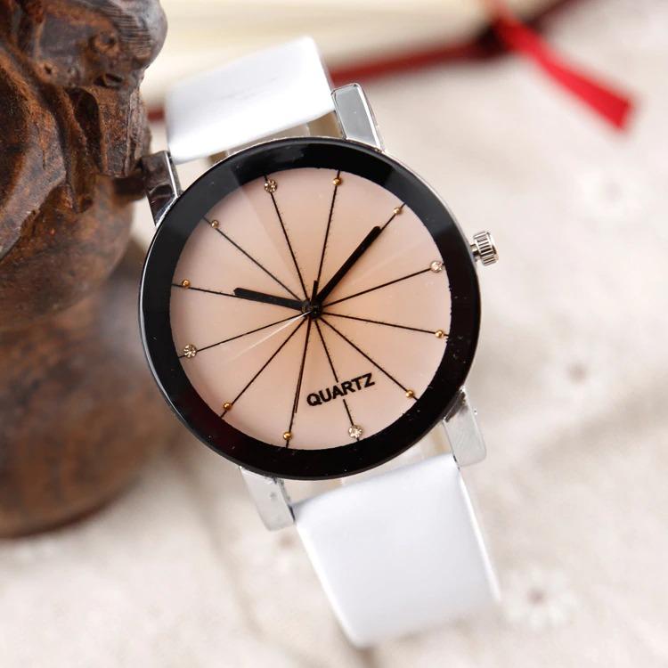 Unisex Quartz Relogio Masculinos Fashion Dial Round Case Watches - Watches for Women - DYAVOR®