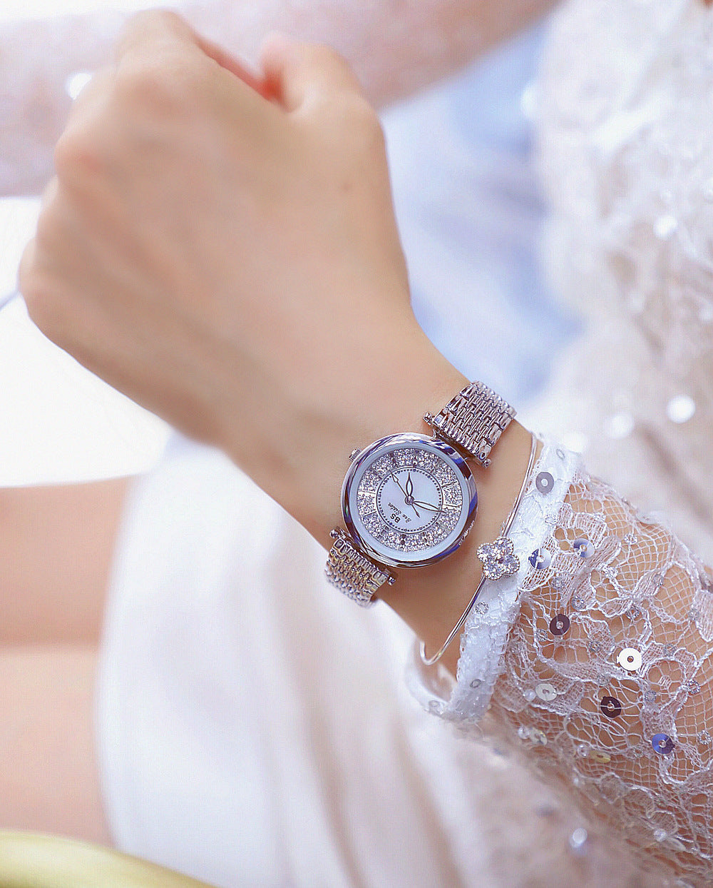 Women's Rhinestone Round Shape Stainless Steel Shock Resistant Watch - Watches for Women - DYAVOR®