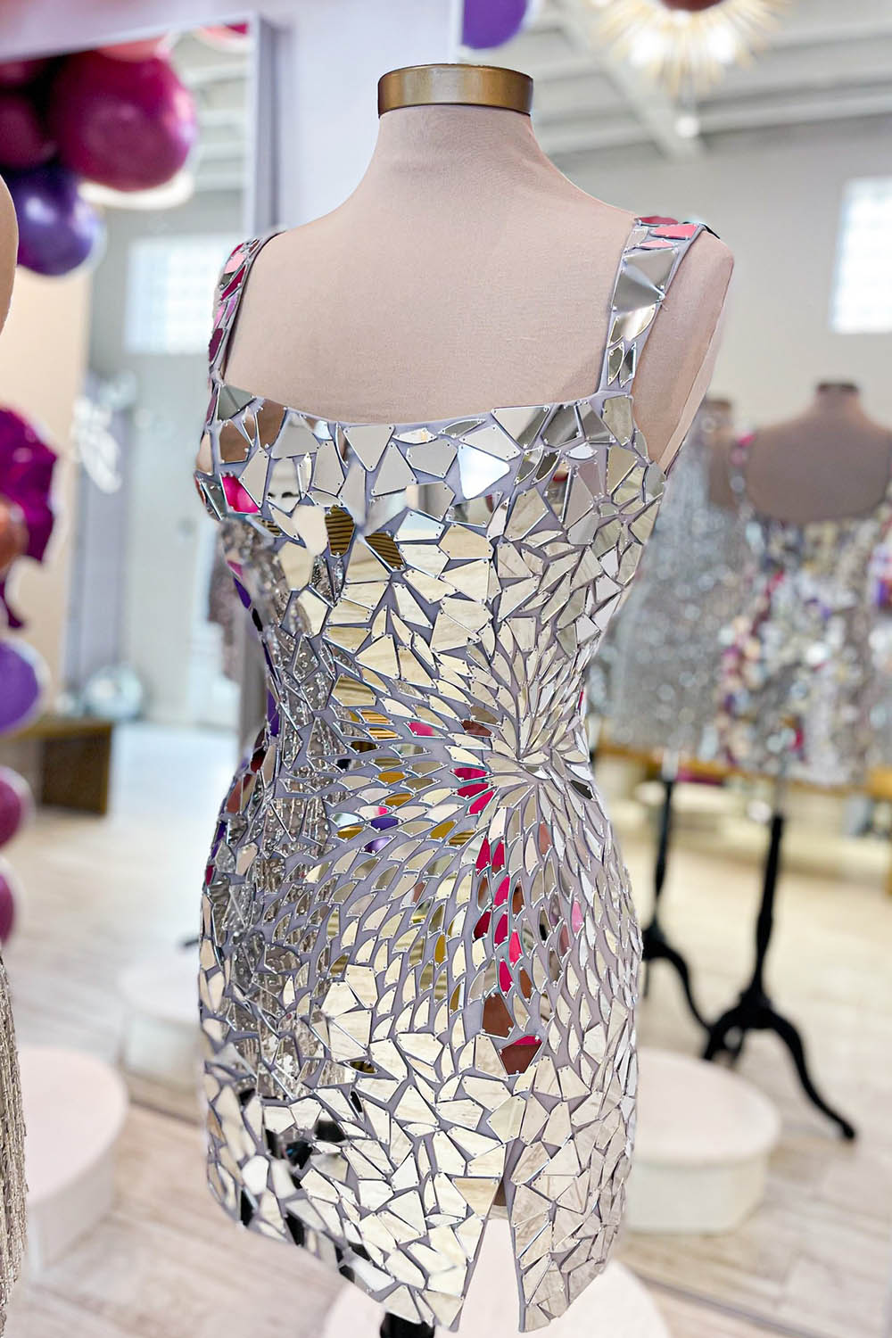  Luz | Sparkly Silver Scoop Neck Mirror Tight Short Homecoming Dress - Homecoming Dress - DYAVOR® 