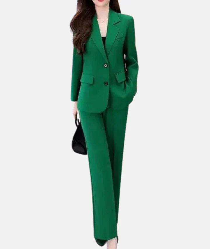  Elegant trouser suit with fitted blazer - 06/112024 3 - DYAVOR® 