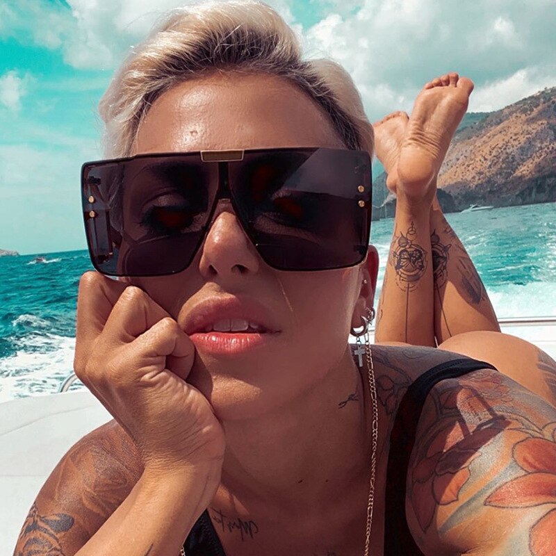  Vintage Retro Fashion Women's Alloy Frame UV400 Oversized Sunglasses - Women Sunglasses - DYAVOR® 