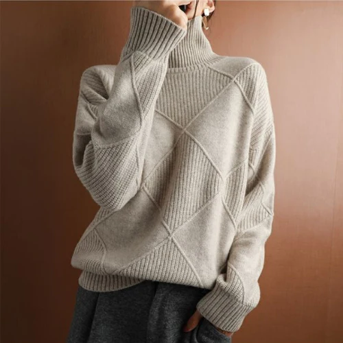 Layla - Women's Warm Neck Sweater