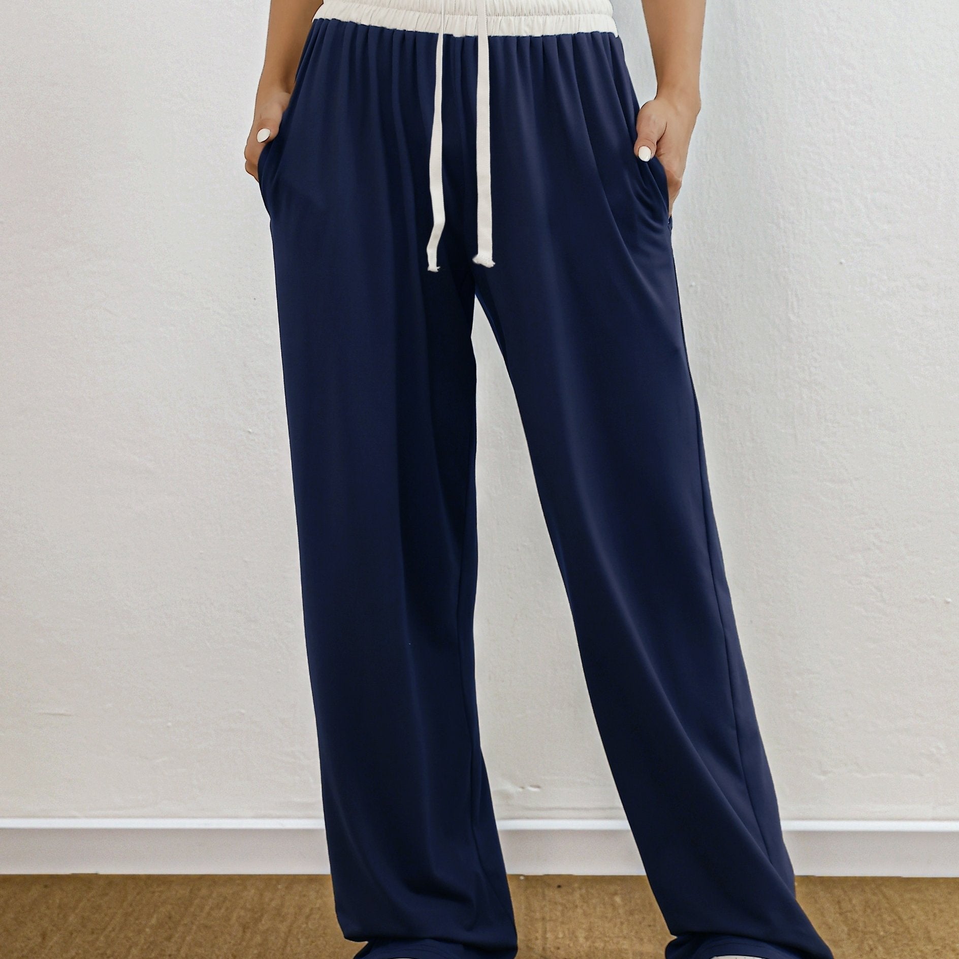  Nina | High stretch color block track pants with pockets - 07/112024 1 - DYAVOR® 
