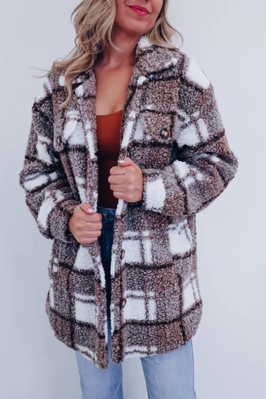 Christophia - Sophisticated Fur Jacket for Ladies