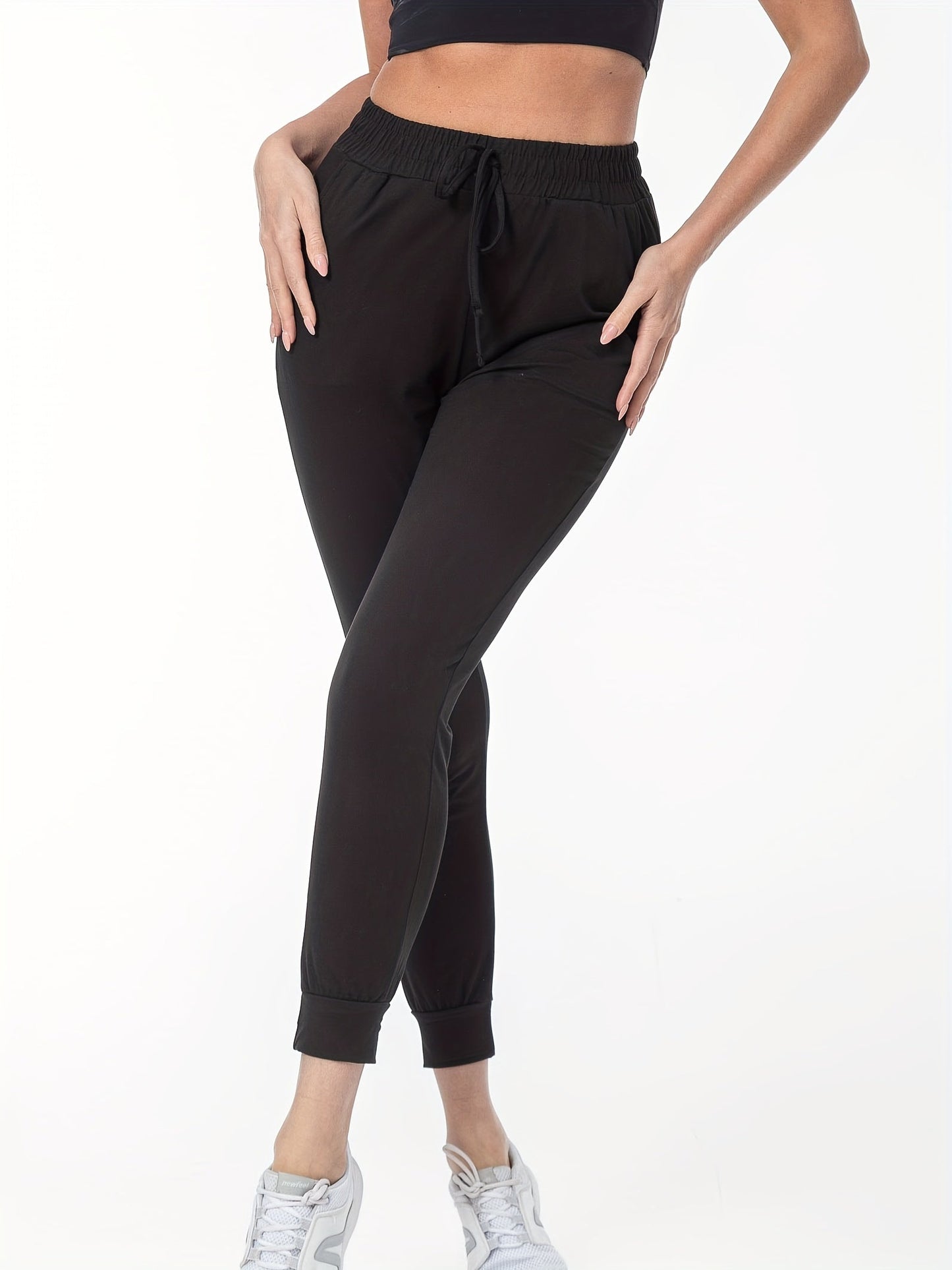  Lara | Black casual sports pants with high waist and pockets - 07/112024 1 - DYAVOR® 