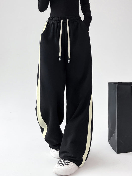  Drawstring Contrast Trim Wide Leg Sweatpants - 05/112024 1 - DYAVOR® 