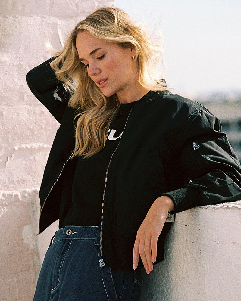  Stylish streetwear bomber jacket - Henia - 26/102024 1 - DYAVOR® 