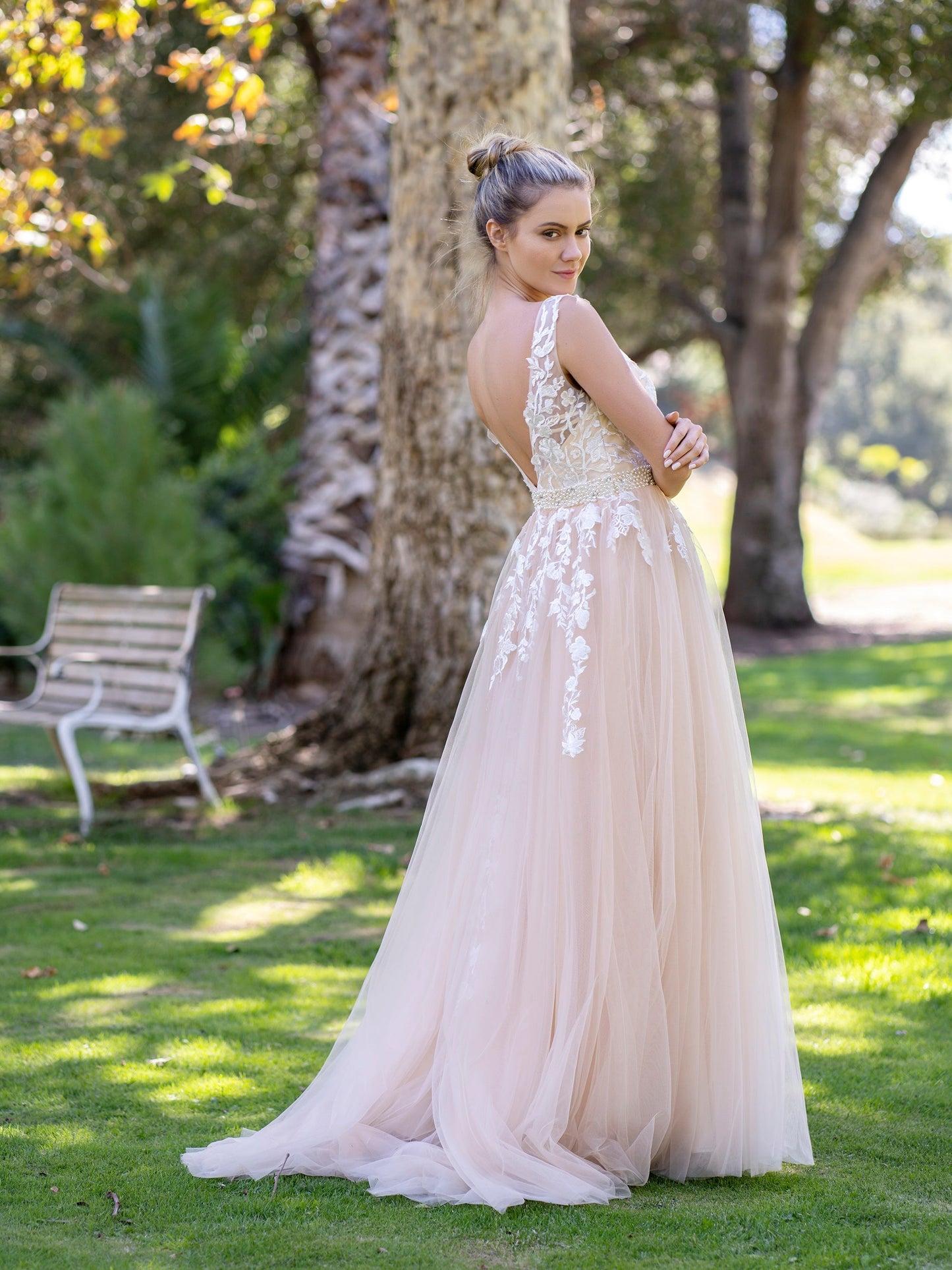  V-neck Applique Lace Tulle Floor-Length Prom Dress - Prom Dresses - DYAVOR® 