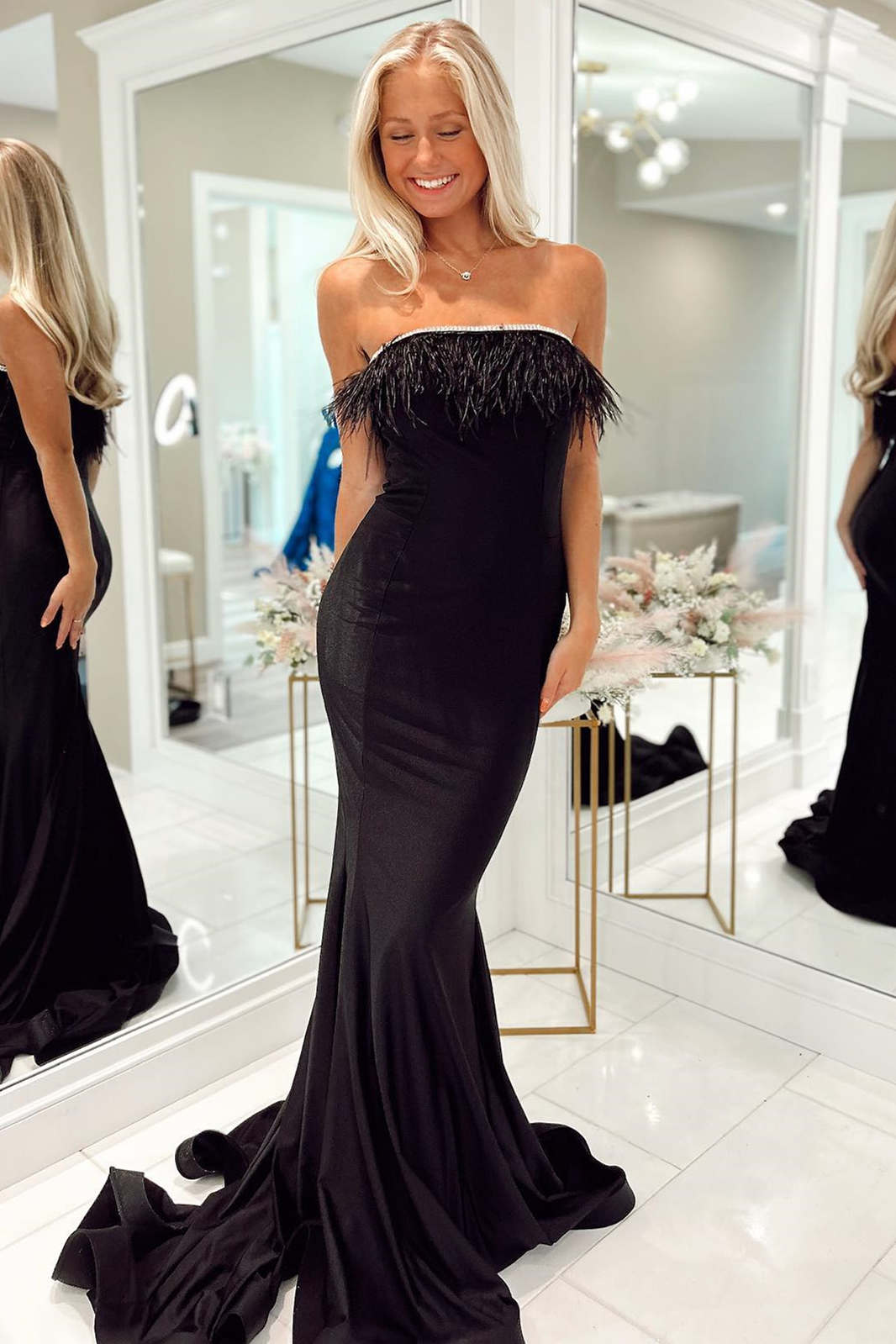  Kahlani|Strapless Black Feathers Mermaid Long Party Dress - Prom Dress - DYAVOR® 