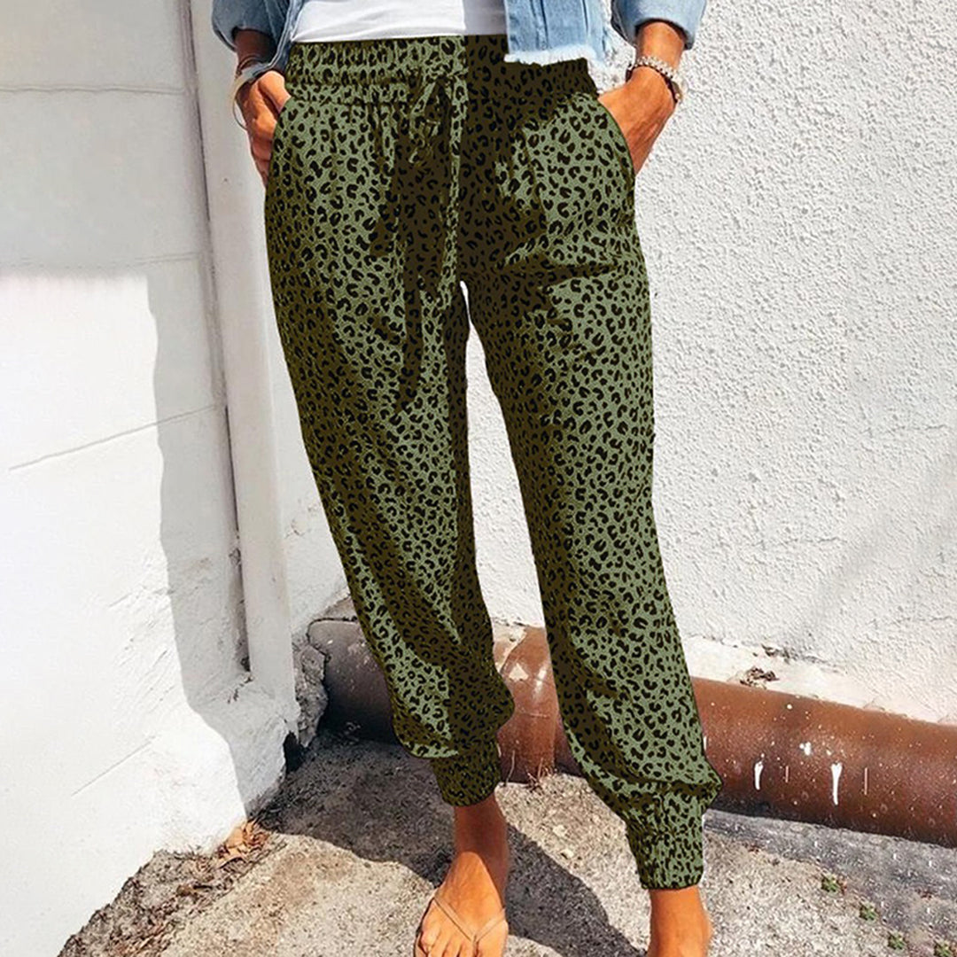  Xandra - Women's leopard print pants. - 07/112024 3 - DYAVOR® 