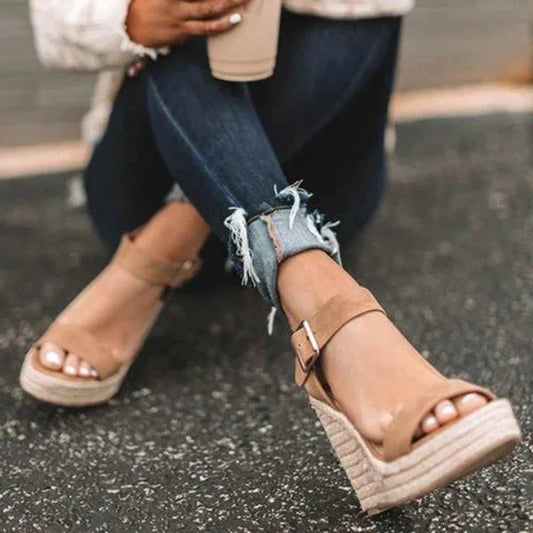 Lisa | comfortable wedge shoes with wedge heel