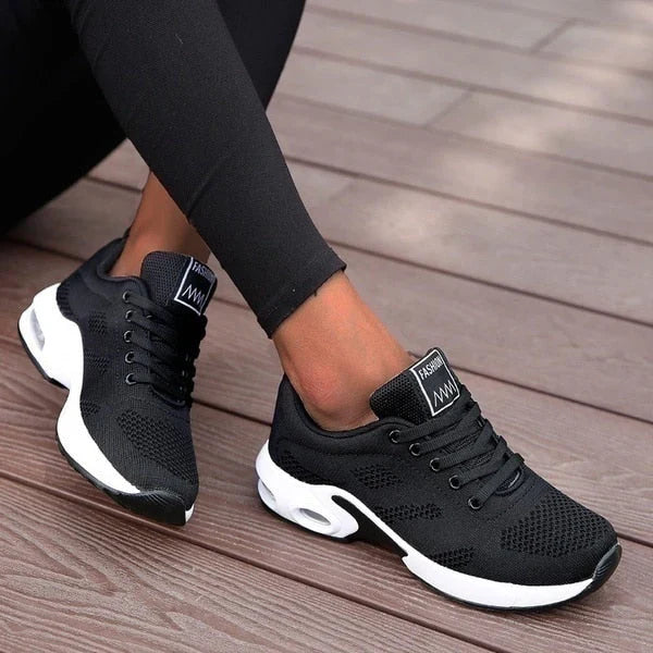 Jen | comfortable orthopedic sneakers