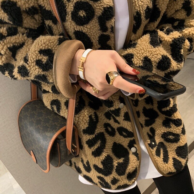  Leopard fur integrated short coat women autumn winter versatile 2021 Korean version loose thin casual thickening jacket -  - DYAVOR® 