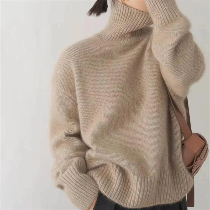 Minx - Women's Turtleneck Sweater