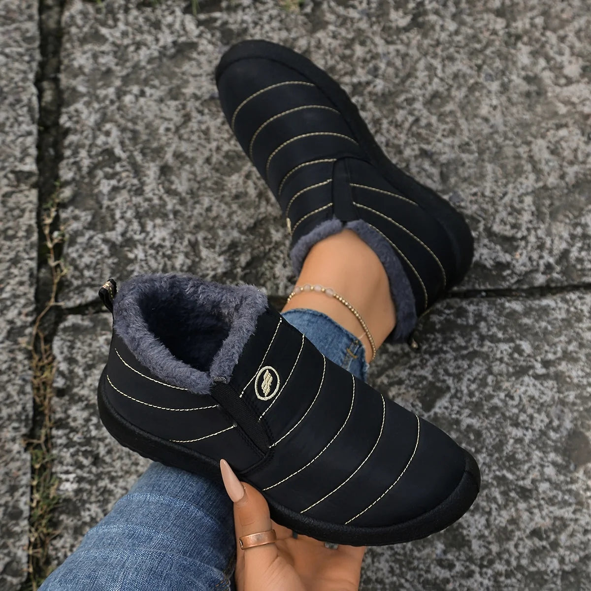 Fur Lined Ankle Boots Women Winter Warm Waterproof Slip-On Short Shoes