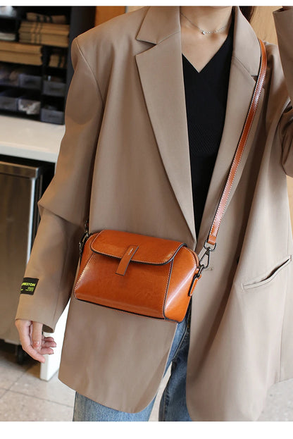 Genuine Oil Wax Cowhide Leather Small Crossbody Bag – Versatile Shell Shoulder Phone Handbag