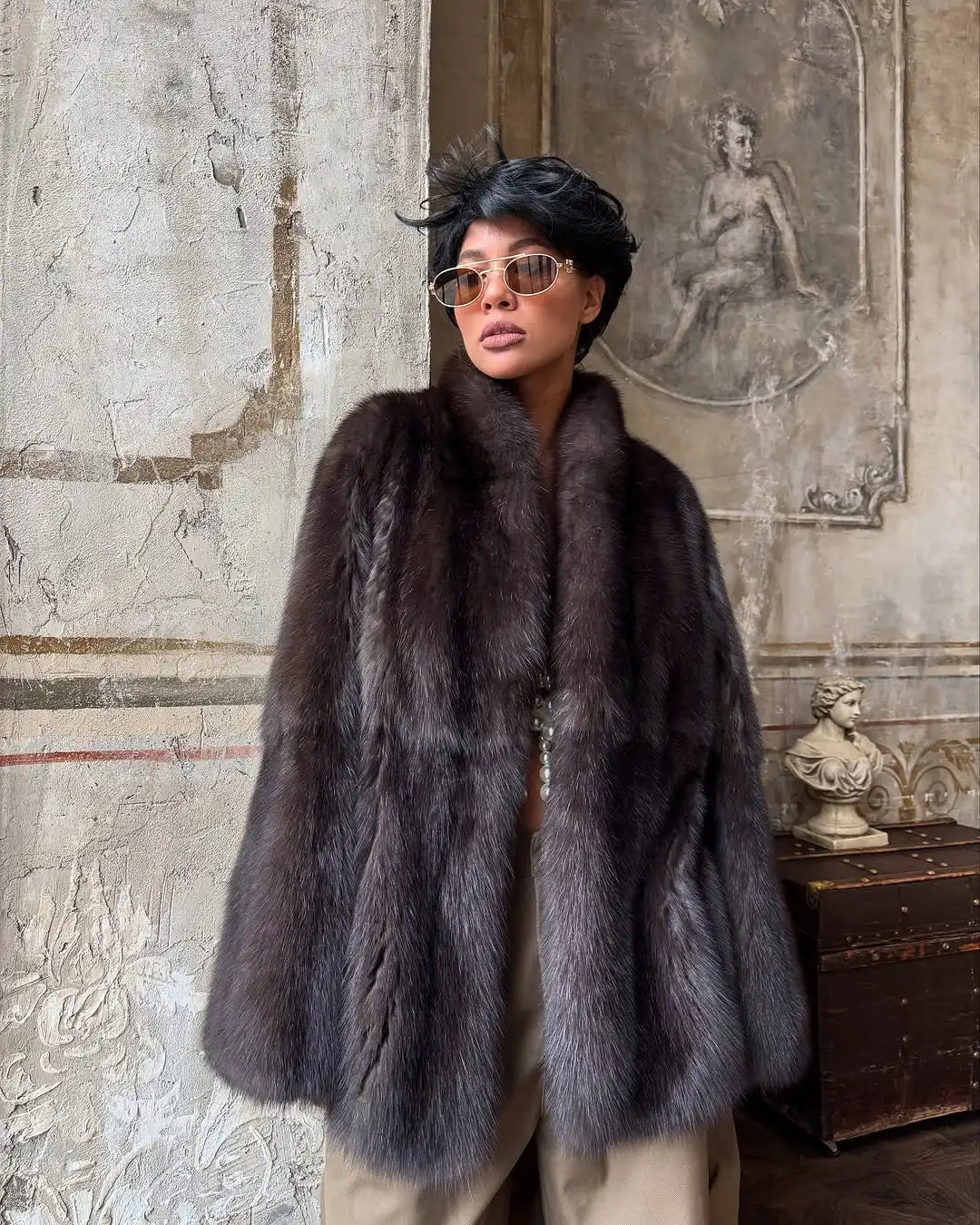 Women’s Medium Fur Coat – Elegant Lapel Overcoat Multicolor 2025