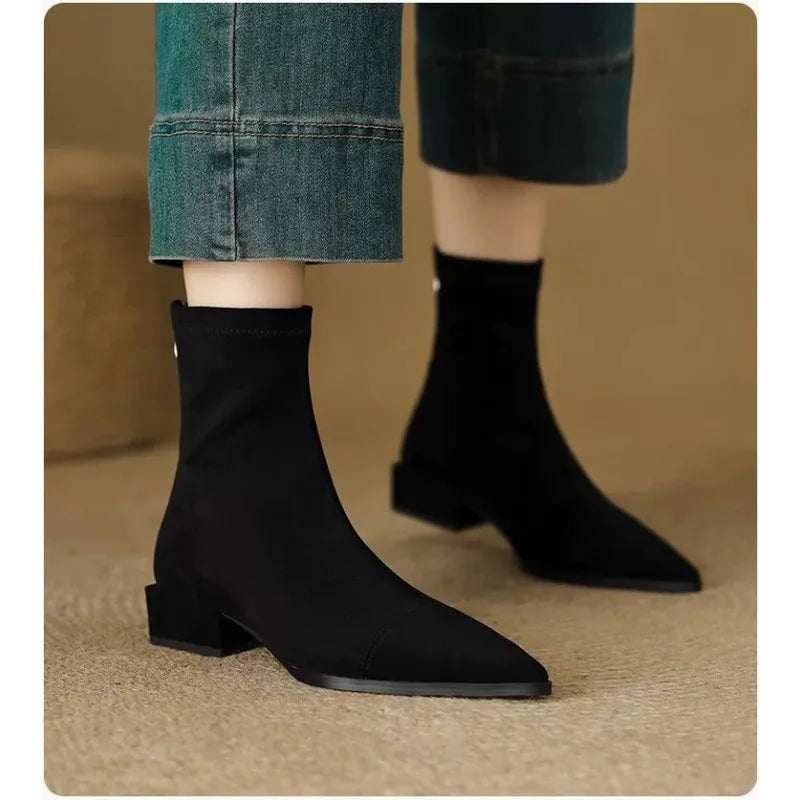 Plus-Size Pointed Toe Boots Women Winter Low Heel Short