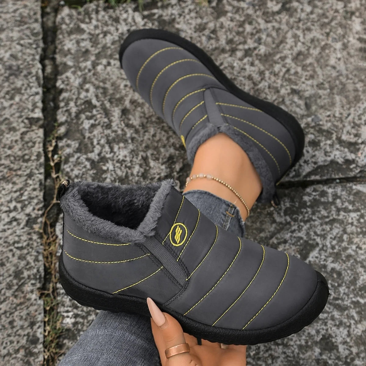 Fur Lined Ankle Boots Women Winter Warm Waterproof Slip-On Short Shoes