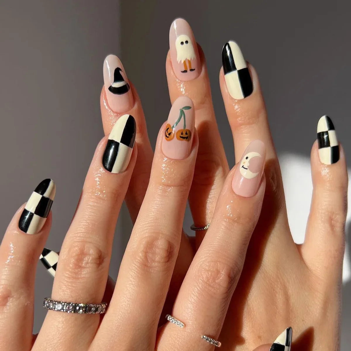  Red Spider Printed False Nail Halloween Nail Art Decor Press on Nails for Girl Gifts Short Round Cool y2k Style Fake Nail Tips -  - DYAVOR® 
