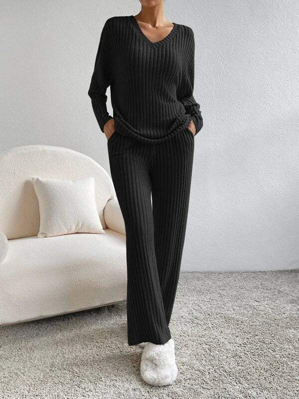 Lounge Set - Ribbed - Soft Material, Loose Fit - Perfect for Home