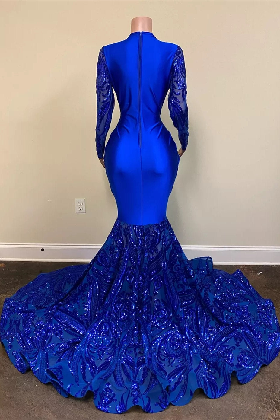  Exquisite Blue V-neck Sequins Long Sleeve Floor-length Mermaid Prom Dresses - Prom Dresses - DYAVOR® 