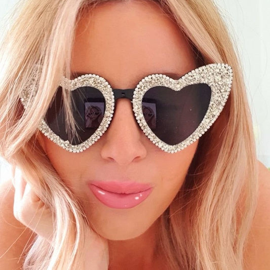  Women's Retro Fashion Heart Love Sexy Bling Stone Sunglasses - Women Sunglasses - DYAVOR® 