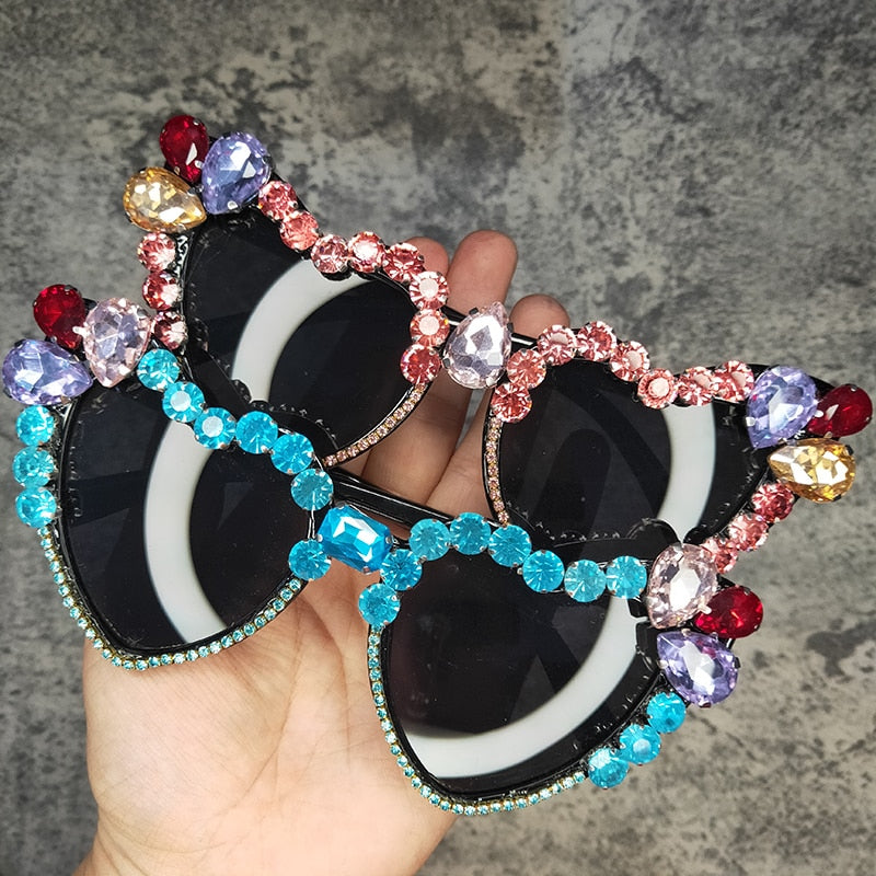  Women's Heart-Shaped Oversized Crystal Diamond Cat Eye Sunglasses - Women Sunglasses - DYAVOR® 