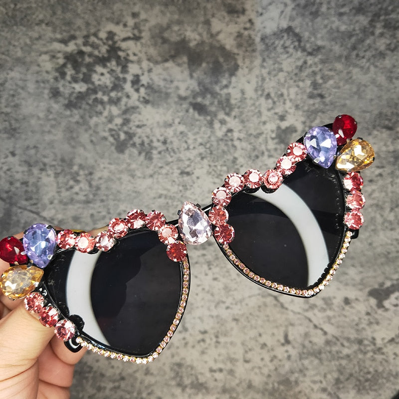 Women's Heart-Shaped Oversized Crystal Diamond Cat Eye Sunglasses - Women Sunglasses - DYAVOR® 