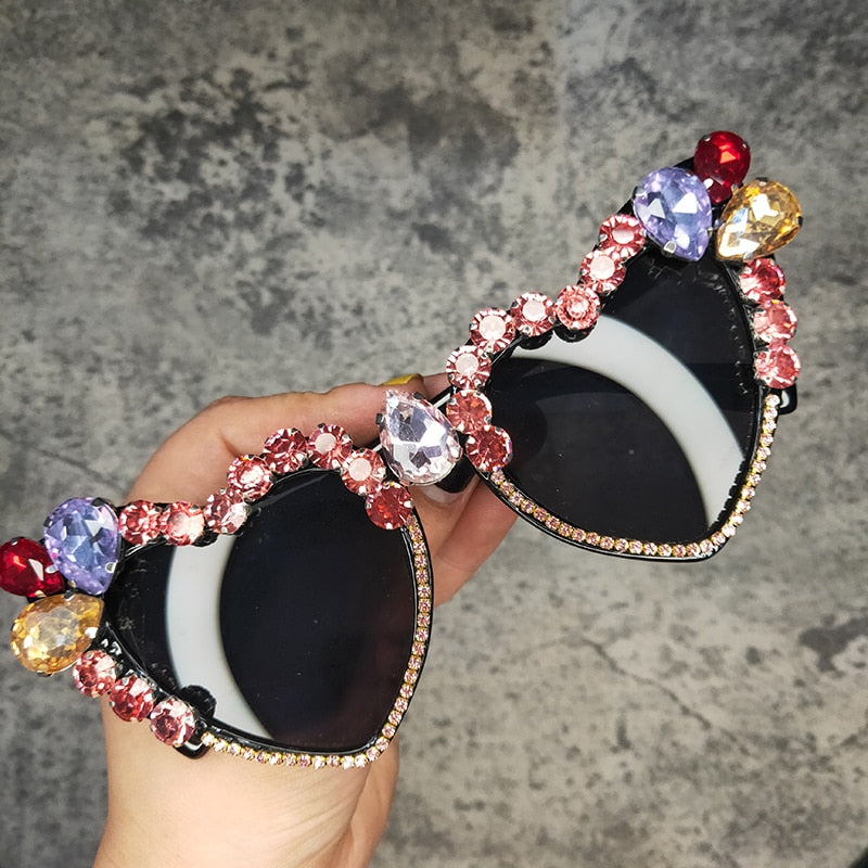  Women's Heart-Shaped Oversized Crystal Diamond Cat Eye Sunglasses - Women Sunglasses - DYAVOR® 