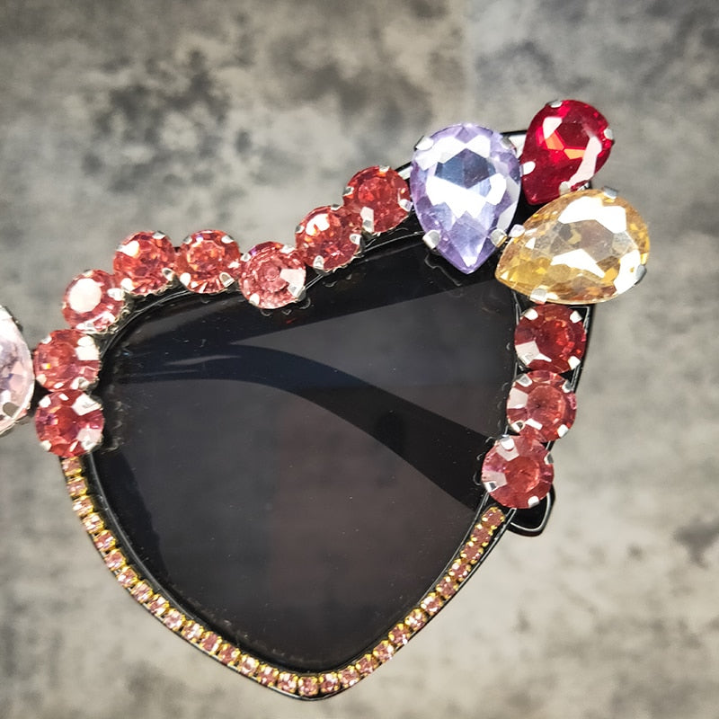  Women's Heart-Shaped Oversized Crystal Diamond Cat Eye Sunglasses - Women Sunglasses - DYAVOR® 