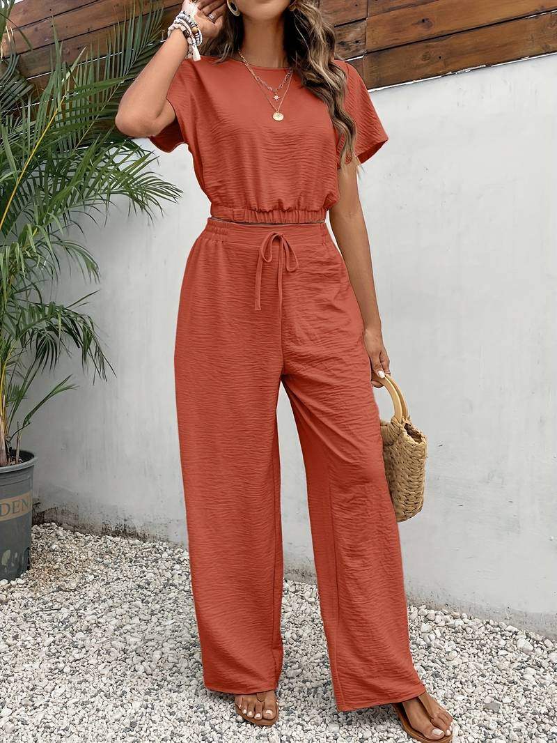  Trendy Ladies Set with Crop Top and Wide Pants - 05/112024 1 - DYAVOR® 