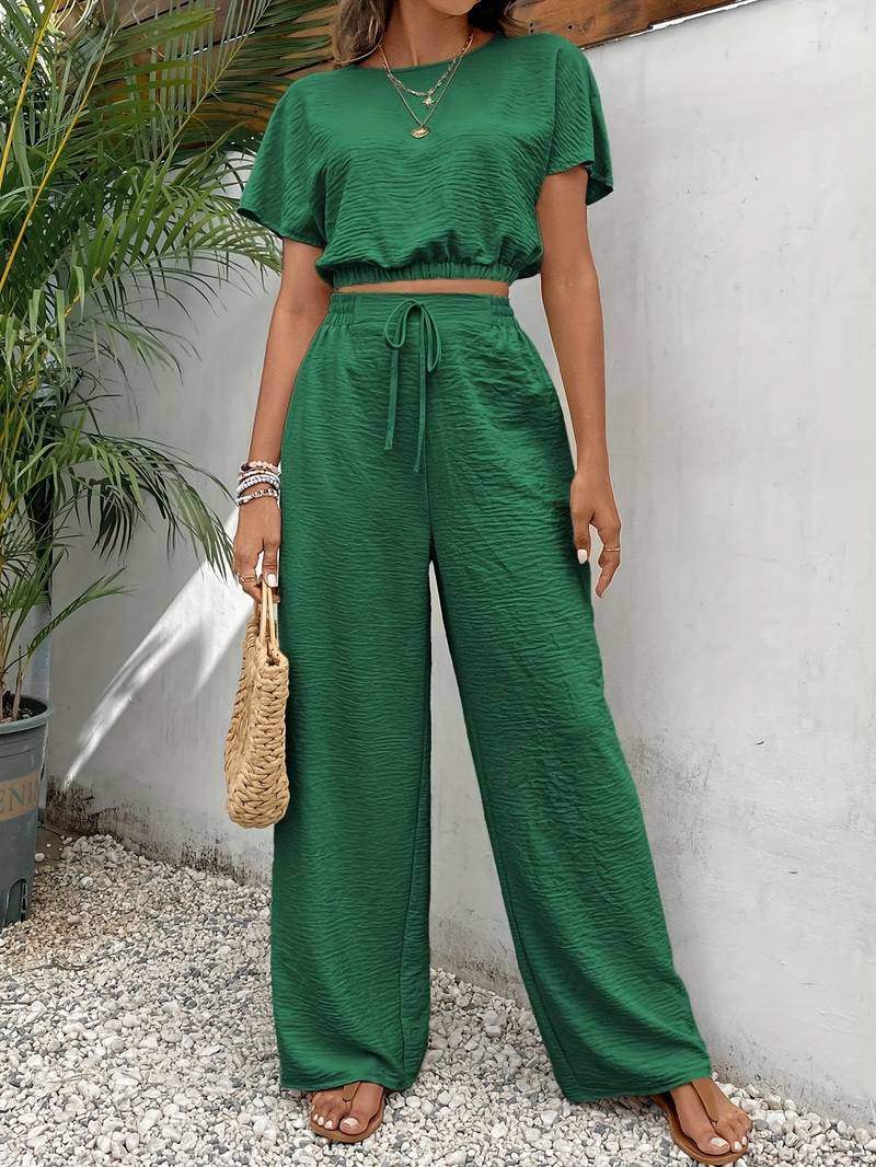  Trendy Ladies Set with Crop Top and Wide Pants - 05/112024 1 - DYAVOR® 