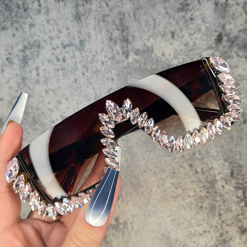  Women's Luxury Diamond Haft Frame Vintage One-piece Sunglasses - Women Sunglasses - DYAVOR® 