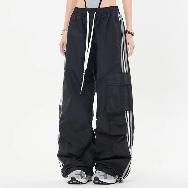  Malin - Cargo pants in wider legs for women - 07/112024 3 - DYAVOR® 
