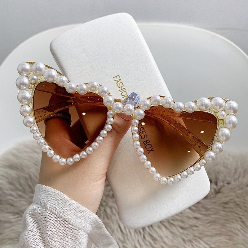  Retro Hip Hop Women's Cat Eye Heart-Shaped Sunglasses with Pearl Decor - Women Sunglasses - DYAVOR® 