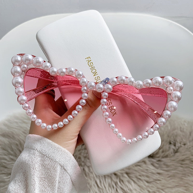  Retro Hip Hop Women's Cat Eye Heart-Shaped Sunglasses with Pearl Decor - Women Sunglasses - DYAVOR® 