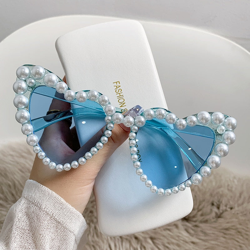  Retro Hip Hop Women's Cat Eye Heart-Shaped Sunglasses with Pearl Decor - Women Sunglasses - DYAVOR® 