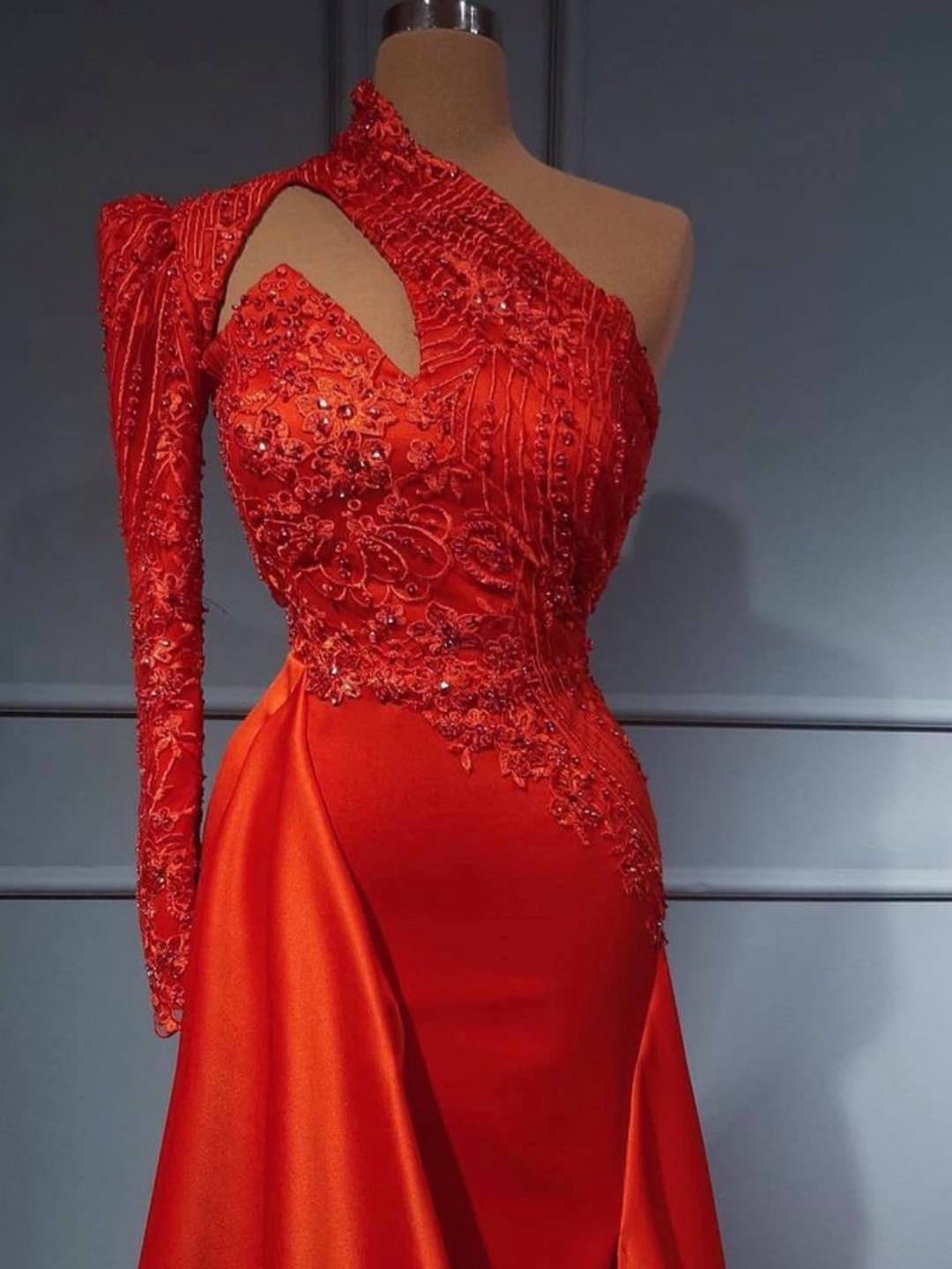  Sexy One Shoulder High Neck Silk Satin Glitter Floral Patterns Slim Mermaid Evening Dress with Detachable Train - Prom Dresses - DYAVOR® 