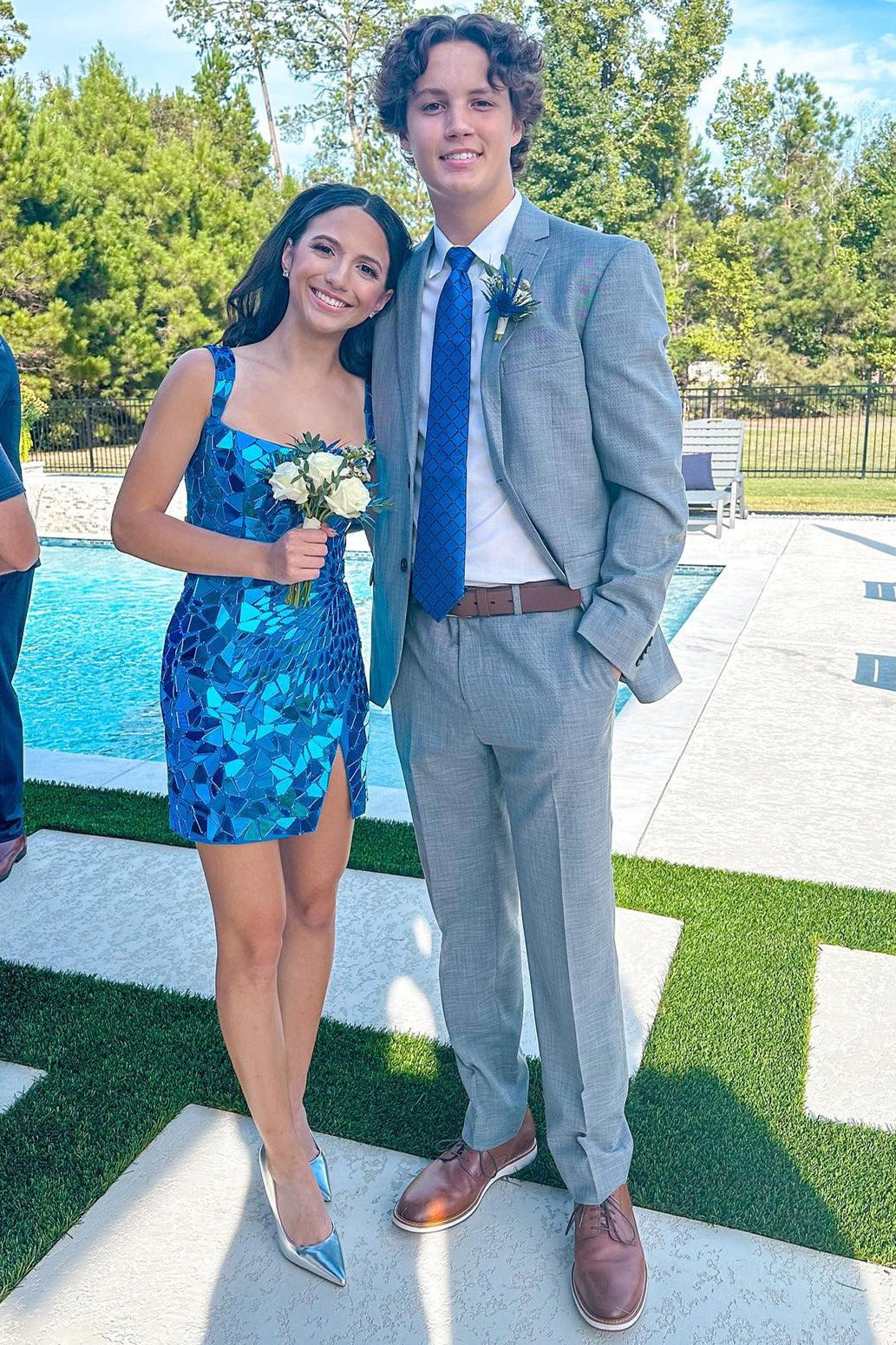  Luz | Sparkly Silver Scoop Neck Mirror Tight Short Homecoming Dress - Homecoming Dress - DYAVOR® 