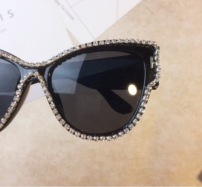  Women's Round Bling Diamond UV400 Luxury Eyewear Cateye Sunglasses - Women Sunglasses - DYAVOR® 