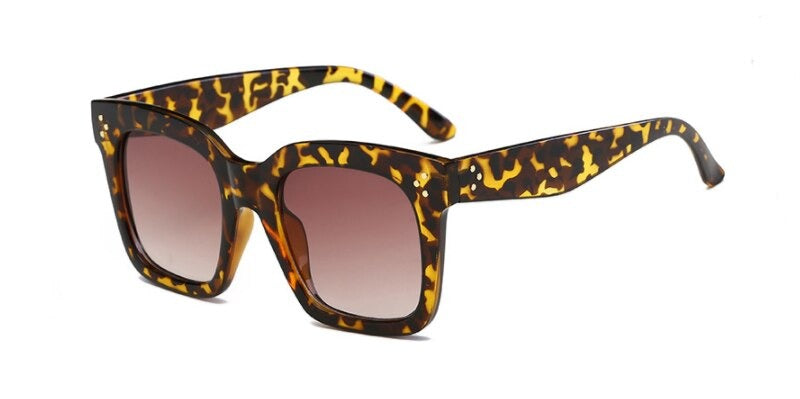  Vintage Fashion Big Square Frame Designer Gradient Sunglasses for Women - Women Sunglasses - DYAVOR® 