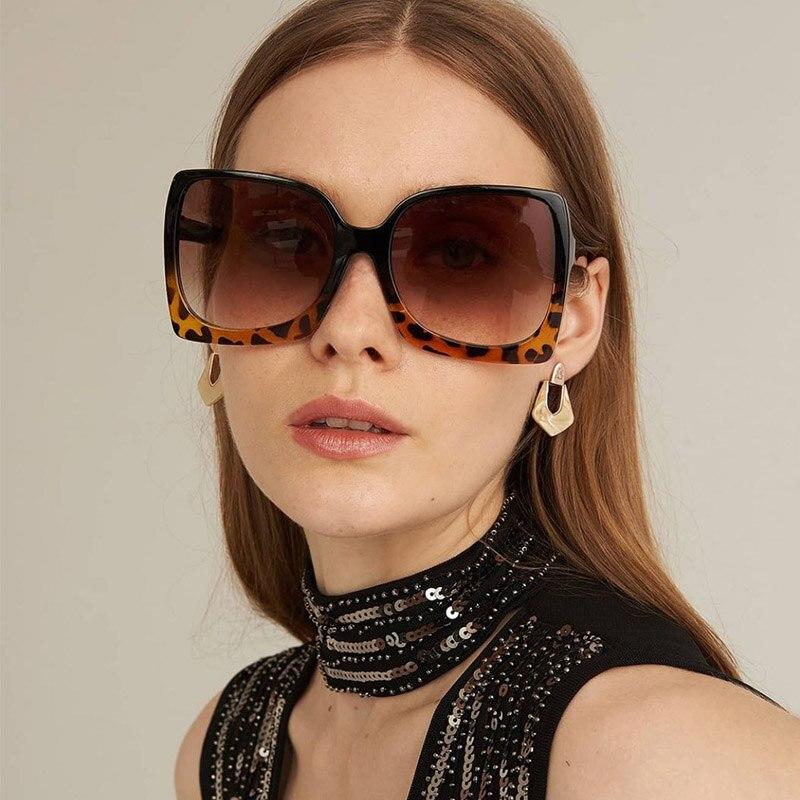  Vintage Modern Women's One Piece UV400 Gradient Oversized Square Sunglasses - Women Sunglasses - DYAVOR® 