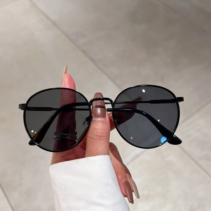  Men and Women Vintage Luxury Solid Gradient UV400 Round Sunglasses - Unisex Sunglasses - DYAVOR® 