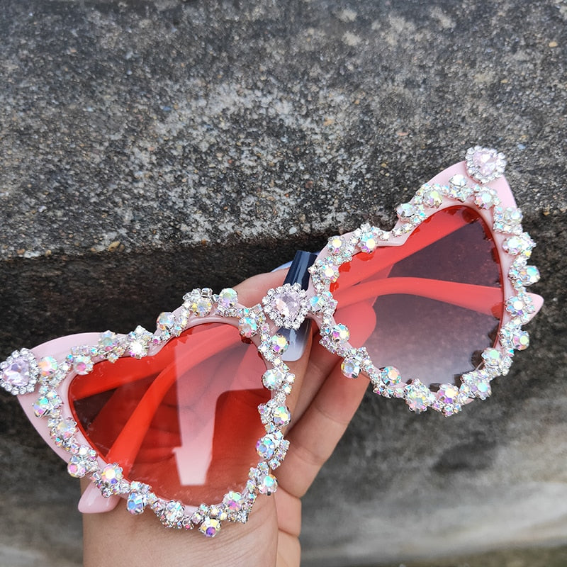  Women's Vintage Hip-Hop Crystal Diamond Heart-Shaped Sunglasses - Women Sunglasses - DYAVOR® 
