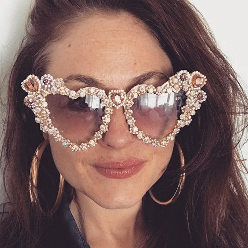  Women's Vintage Hip-Hop Crystal Diamond Heart-Shaped Sunglasses - Women Sunglasses - DYAVOR® 