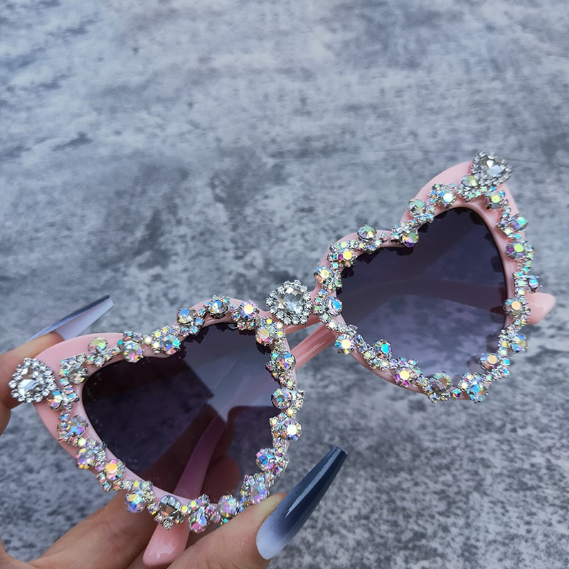  Women's Vintage Hip-Hop Crystal Diamond Heart-Shaped Sunglasses - Women Sunglasses - DYAVOR® 