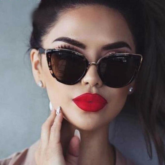  Women's Vintage Cat Eye Retro Sunglasses with Gradient UV400 Lens - Women Sunglasses - DYAVOR® 
