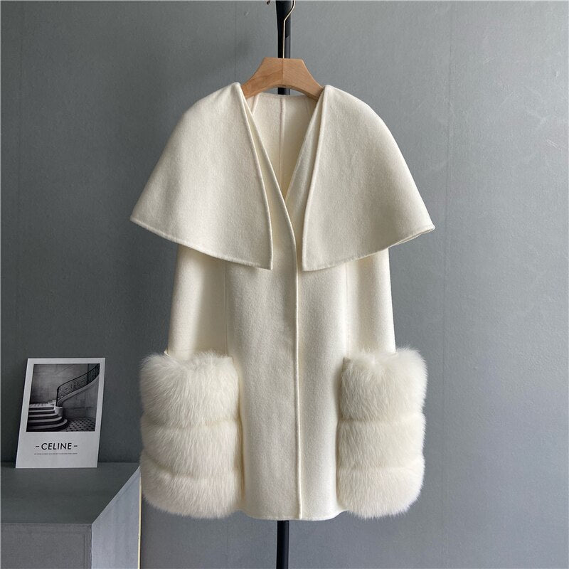 New 2023 Fall Winter Coats Luxury Women Real Lamb Wool Cashmere Fur Vest Waistcoat Stylish Long Real Fox Fur Jackets Cloak Coats