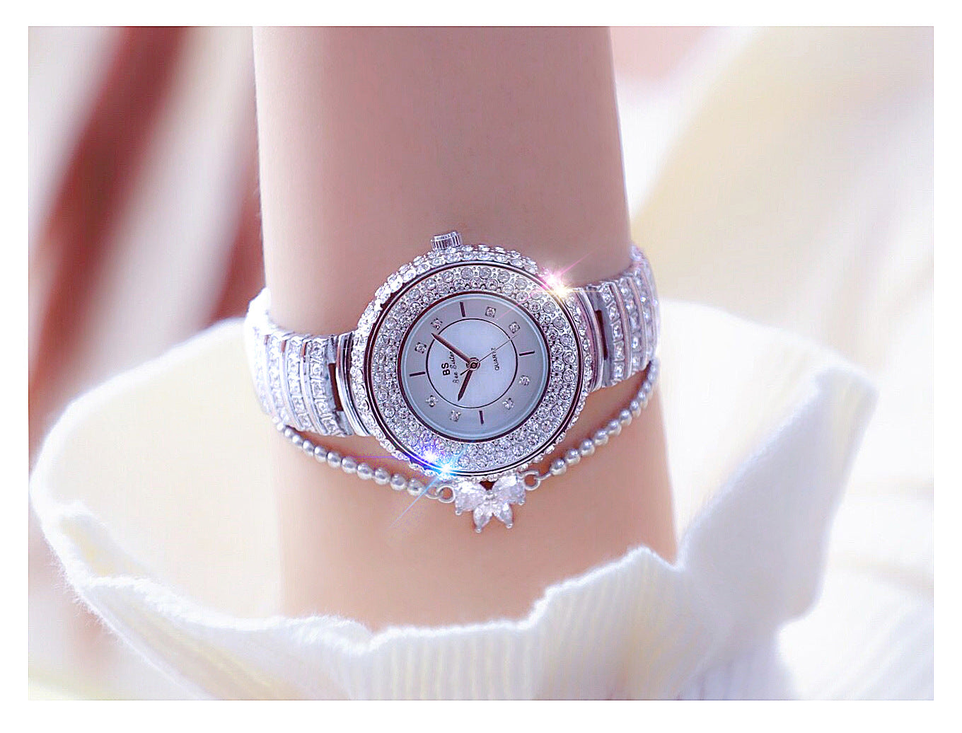  Hip Hop Women's Stainless Steel Silver Diamond Decor Quartz Wristwatch - Watches for Women - DYAVOR® 